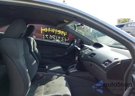 2011 Honda Civic Lx z USA, uszkodzony, nr VIN 2HGFG1B60BH515853